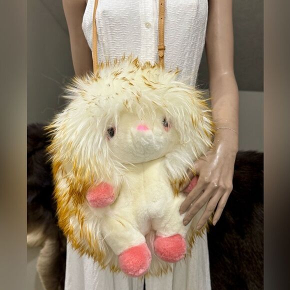 Cute Hedgehog Multi Use Bag/Real Shearling Crossbody/Backpack/Plushie/Pillow - Picture 8 of 16